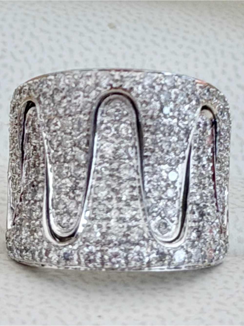 14KT White Gold Diamond 💎Pave’ Ring Wt: 14.189 grams S12-I1/2.50CT. 118 Diamonds